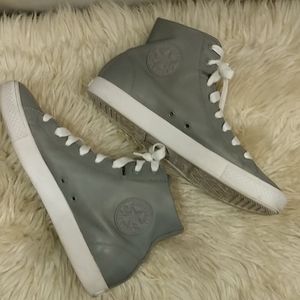 CONVERSE HIGH TOP  CHUCK TAYLOR